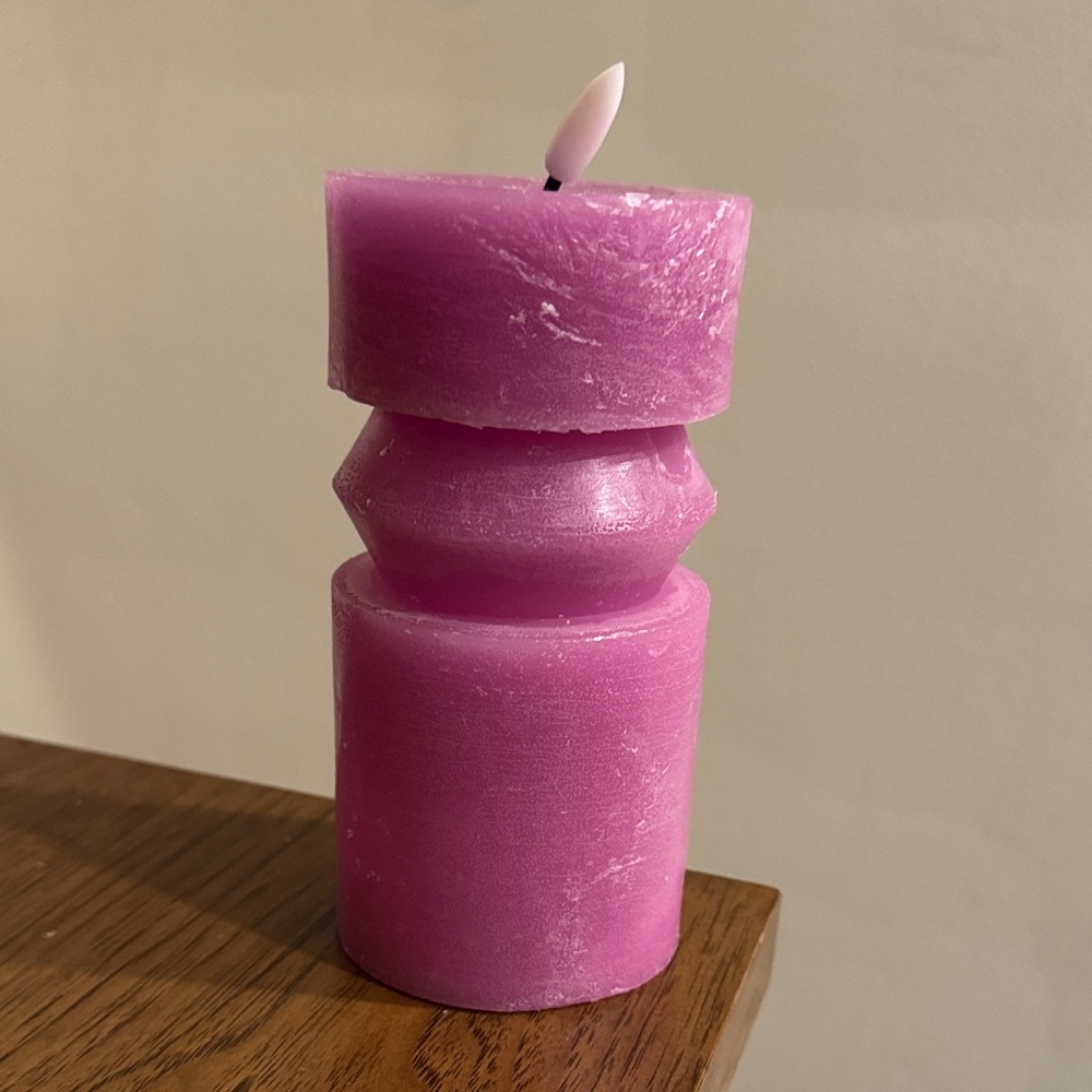 Ashland Vibrant Pink Candle
